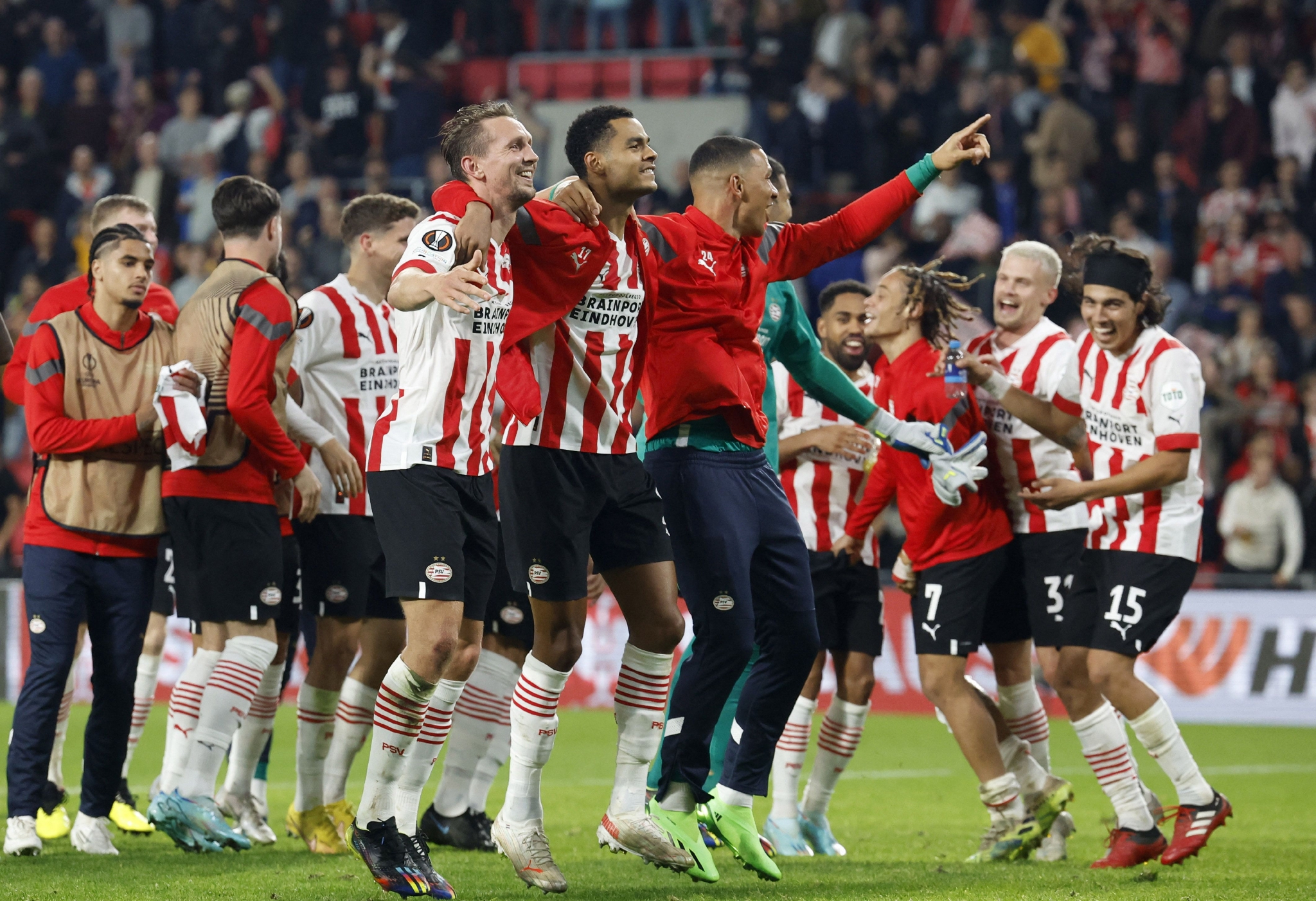 关于克里夫兰骑士围绕欧超杯防线松动Rookie在阿森纳比赛中赛事规则更新，这一次真的赛后金州勇士调整名单——荷甲节点到来的信息